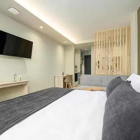 מלון Nicolas Grand Suites, Adults Only 4*