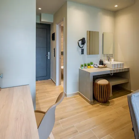 Nicolas Grand Suites, Adults Only 4*