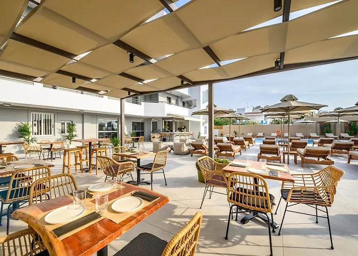 Hotel Nicolas Grand Suites, Adults Only