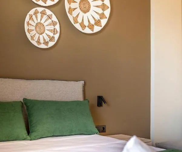 Nicolas Grand Suites, Adults Only Hotel