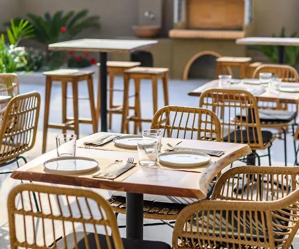 Hotel Nicolas Grand Suites, Adults Only 4*