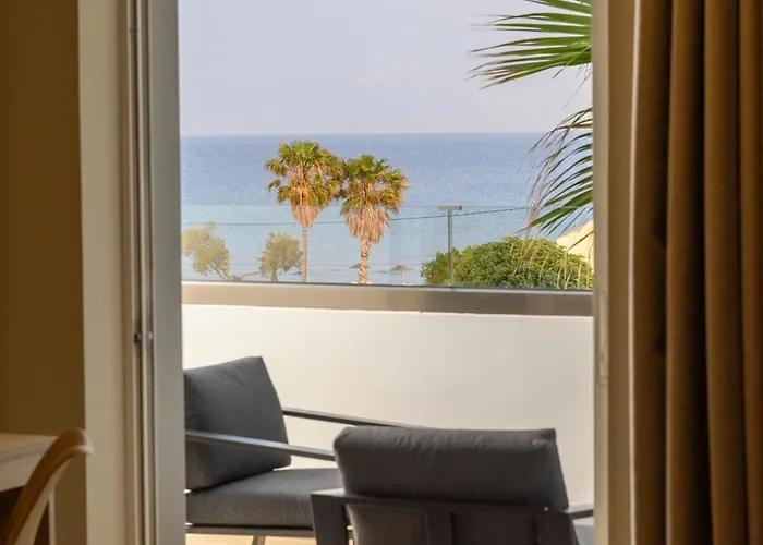 Hotel Nicolas Grand Suites, Adults Only 4*